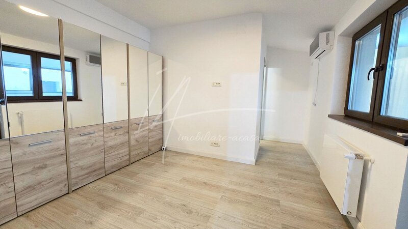 Gheorghe Ionescu Sisesti 59, apartament intim in bloc elegant cu gradina